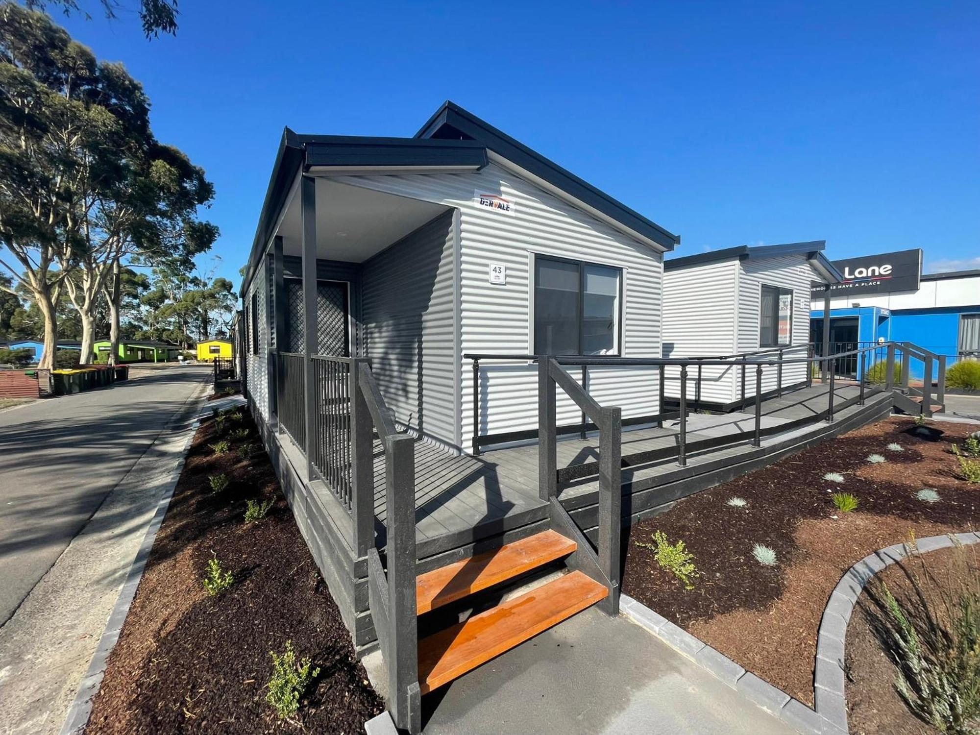 Big4 Traralgon Park Lane Holiday Park Exterior photo